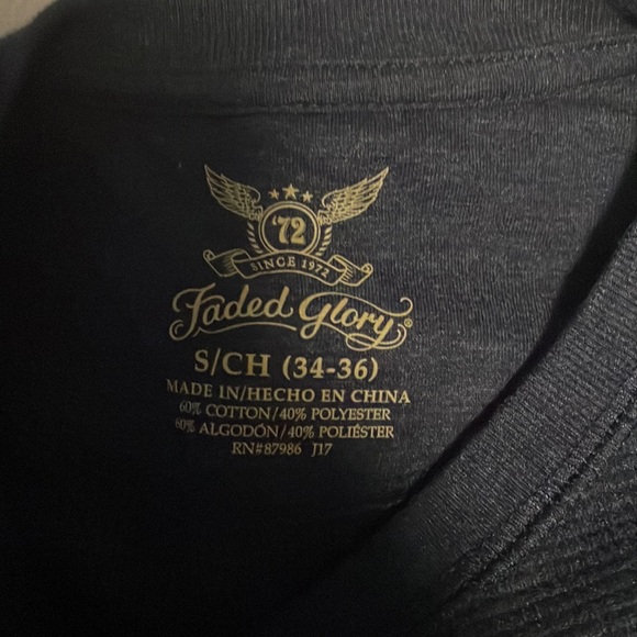 Long Sleeve Shirts in a Bundle - Picture 3 of 5